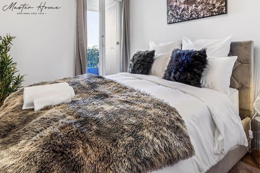 Gout De Luxe A Narbonne T3 Climatise, Spa, Parking Екстериор снимка