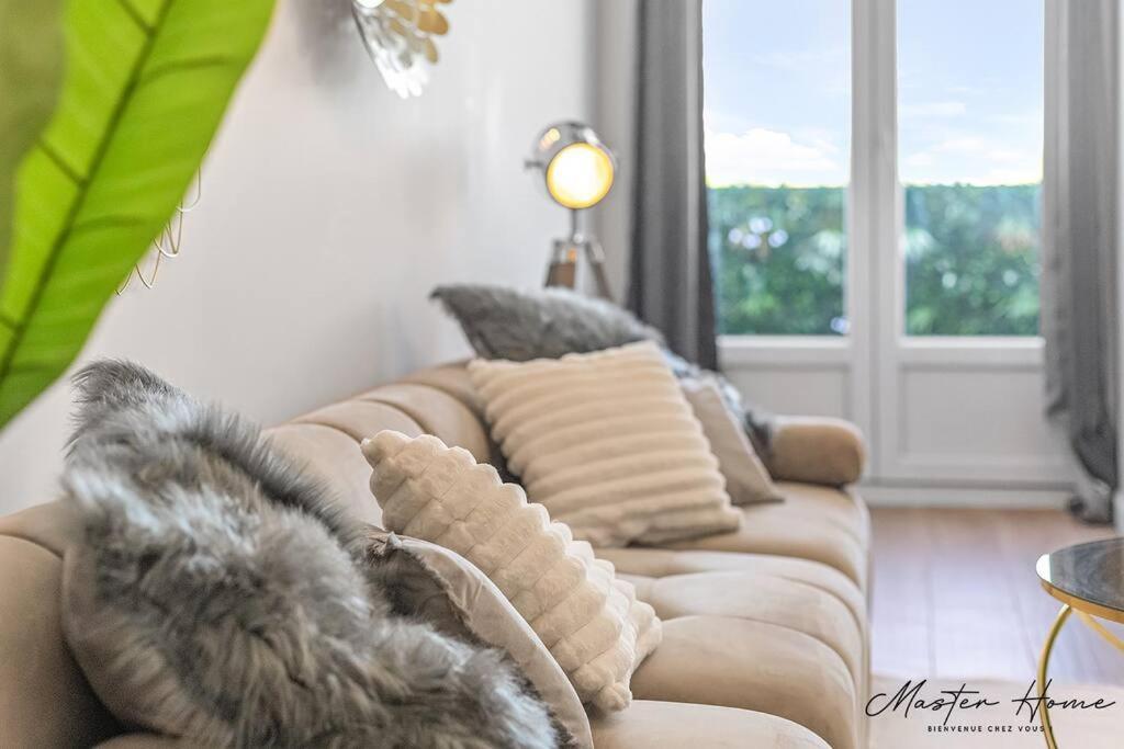 Gout De Luxe A Narbonne T3 Climatise, Spa, Parking Екстериор снимка
